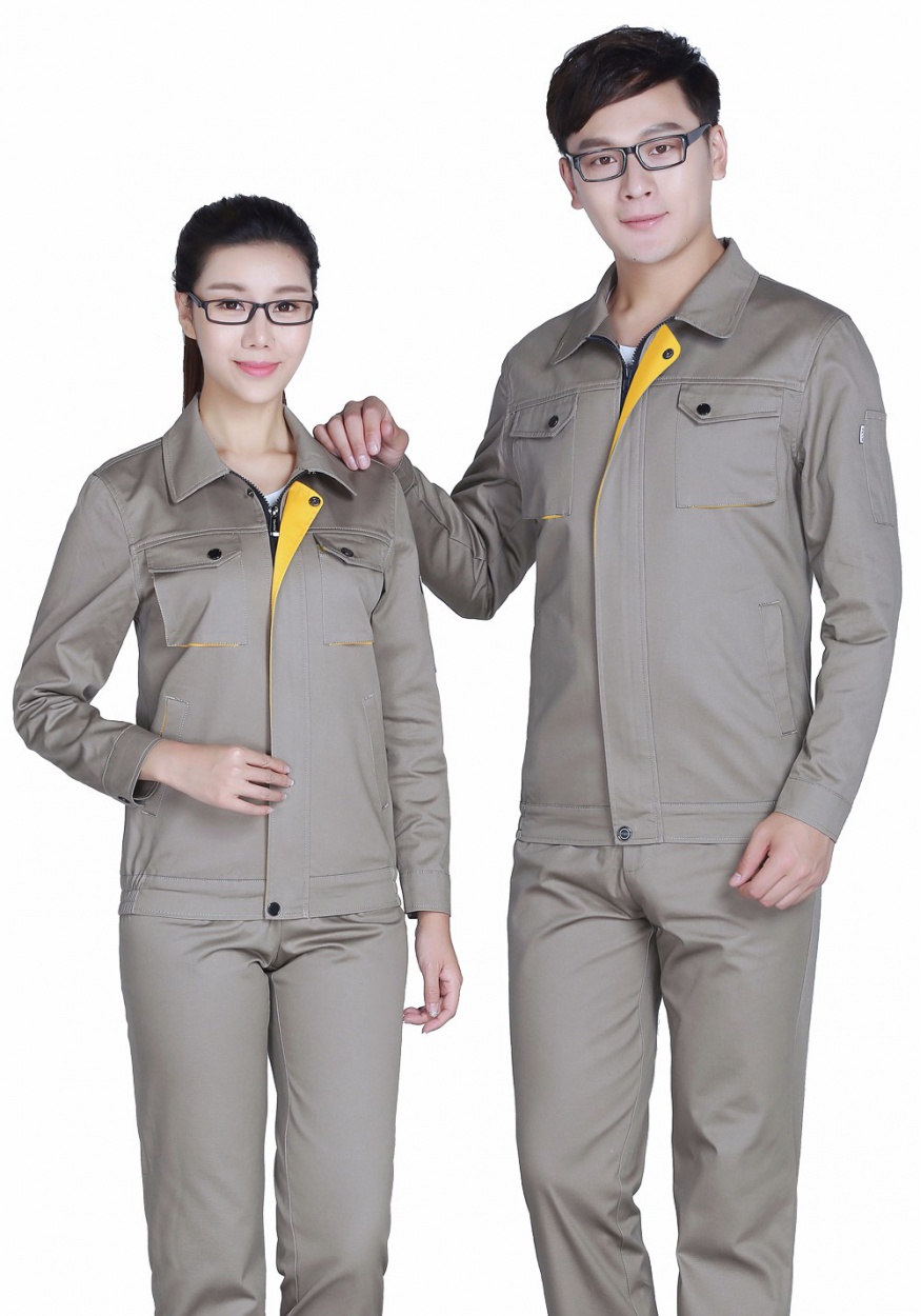 企業(yè)定制工作服采取“避峰反季”定制，省錢(qián)省事省心